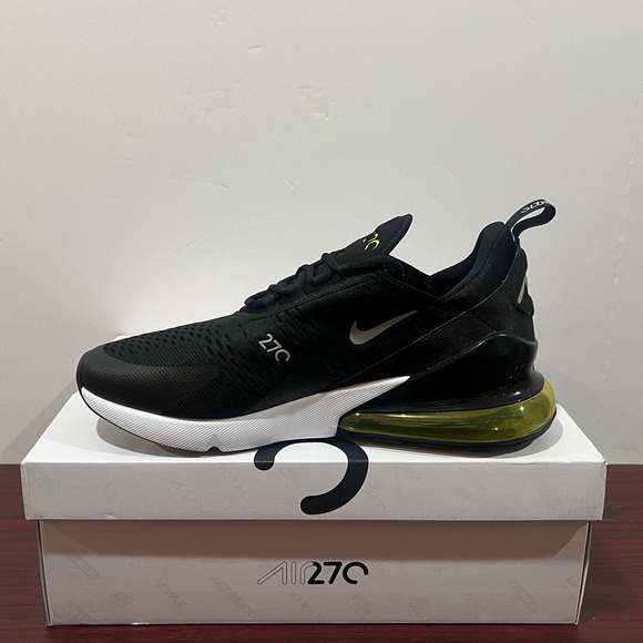 Nike, Air Max 270, FN8006 001, Black, White & Green - Picture 5 of 13